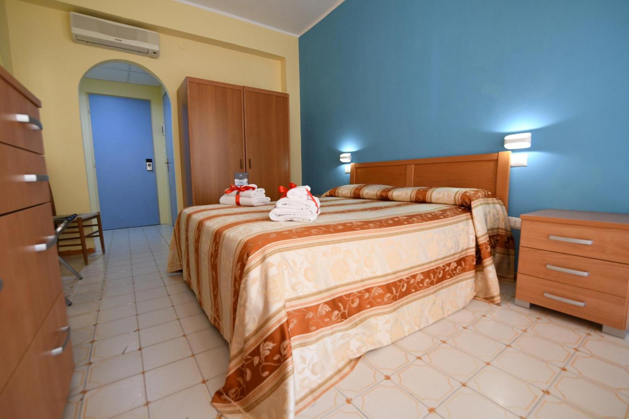 International Resort Mondragone Luaran gambar